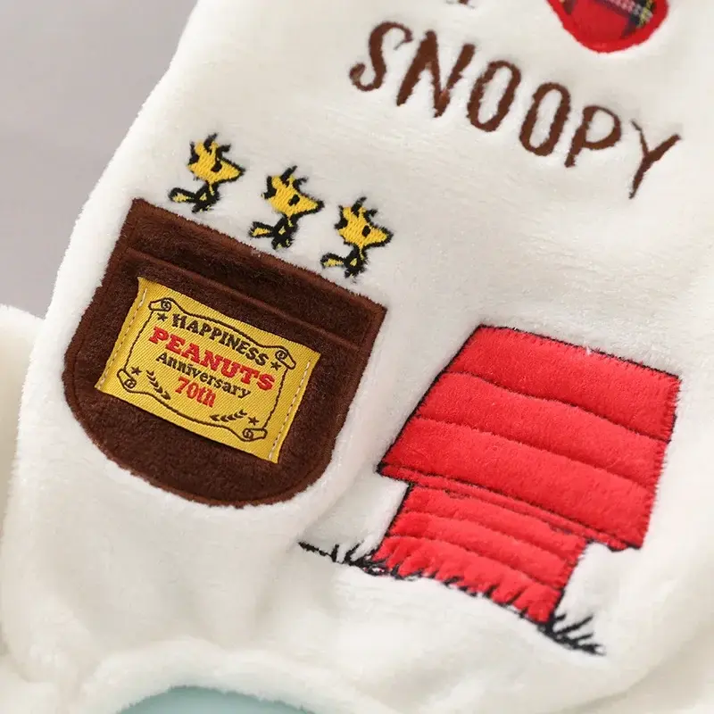Snoopy New embroidery Red Heart Cute Dog Four-legged Clothes Autumn and Winter Pet Clothes Dog Clothes coat