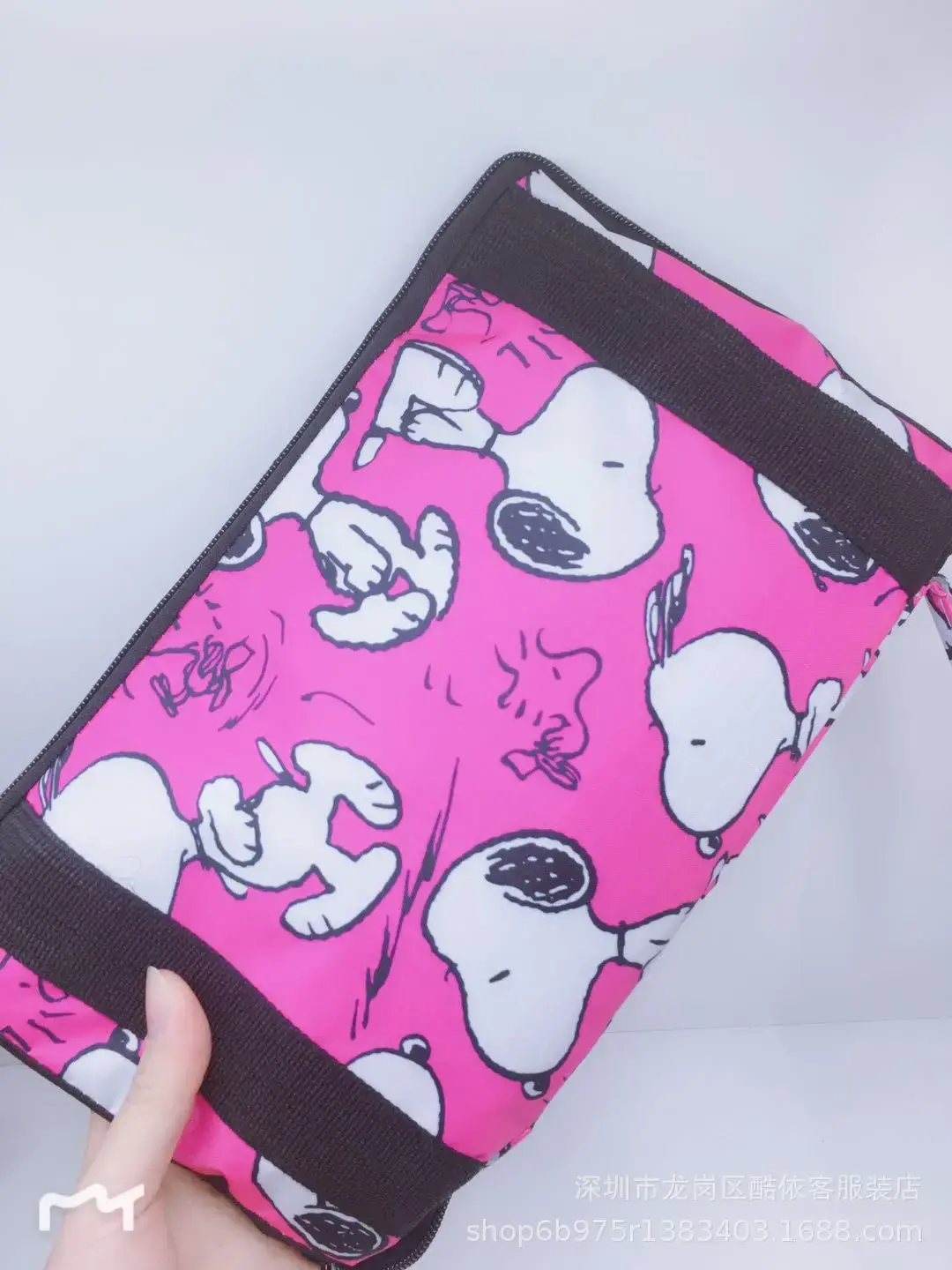 Snoopy convenient foldable travel bag duffel bag can be hung in the luggage tote bag handbag storage bag