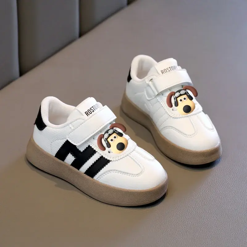 Student  Fall and Winter New Fleece Running  Sports Shoes Sneakers Snoopy Girls' and Boys' Casual Shoes Children's Board Shoes