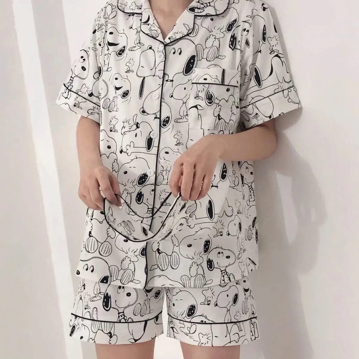 Snoopy sleepwear cartoon cute cardigan outside short-sleeved pajamas women summer nightgown  girl home clothes set