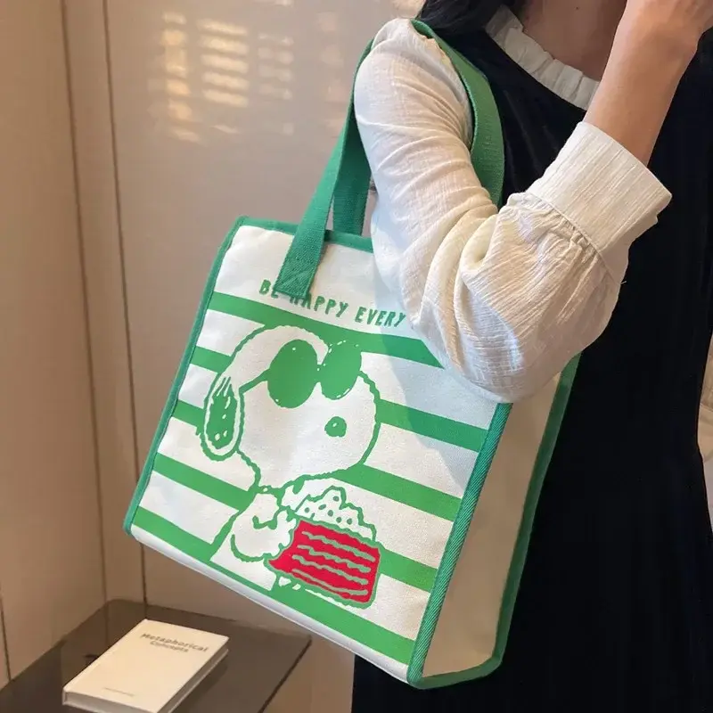 Girl fashion stripe Canvas shoulder Bag Women Summer bright  New Cartoon Snoopy Tote Bag handbag shopping bag 33x32x13cm