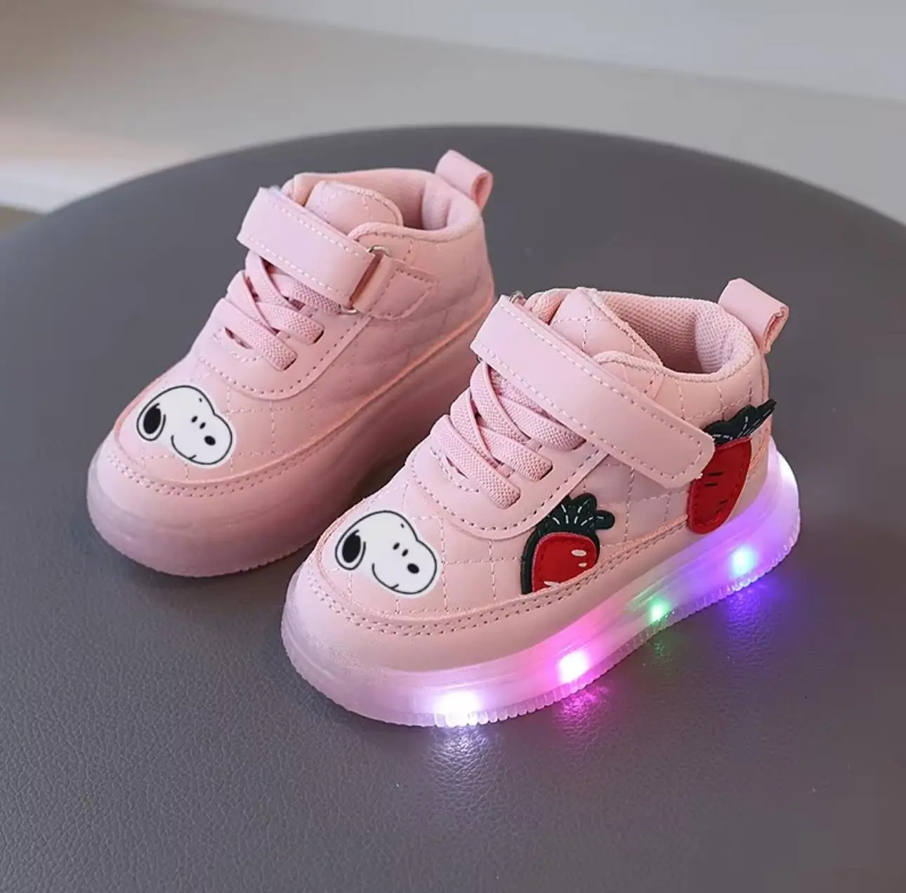 Snoopy Spring Autumn and Winter LED Board Shoes  Children's Sports Sneakers Girls Boys Lighting Casual Shoes Toddler Shoes