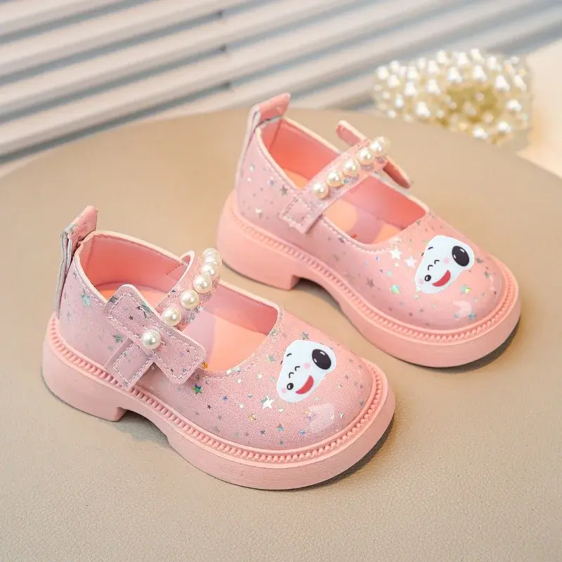Fashion Pearl Sandals summer Princess Dance Shoes Soft Soles Toddler Shoes Snoopy Girl Leather Shoes Spring  Autumn New Sandals
