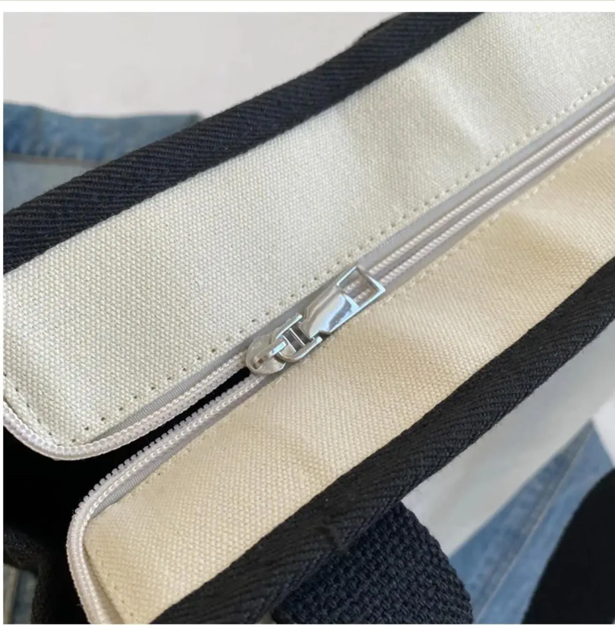 Snoopy New Fashion Shoulder Bag Large Capacity Letter Handbag Travel Casual Storage Bag Canvas Diapers Tote Bag