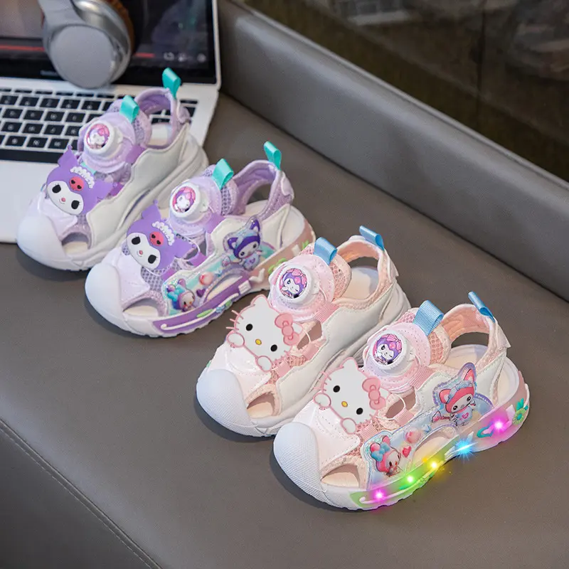 hello kitty cartoon luminous Baotou casual shoes Sanrio girls summer new LED sandals girls kids mesh rotating button beach shoes