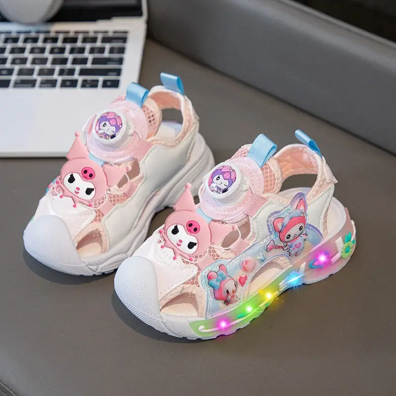 hello kitty cartoon luminous Baotou casual shoes Sanrio girls summer new LED sandals girls kids mesh rotating button beach shoes