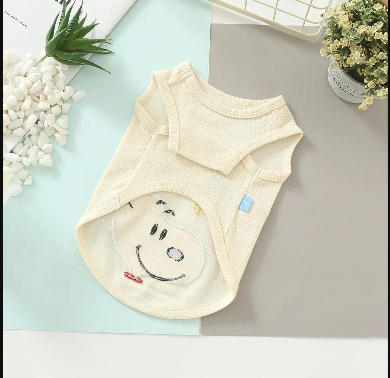 Snoopy Pet Clothes T-Shirt Short Sleeve Vest Pet Dog Clothes Summer Cartoon Pet Vest Cute Dog Coat