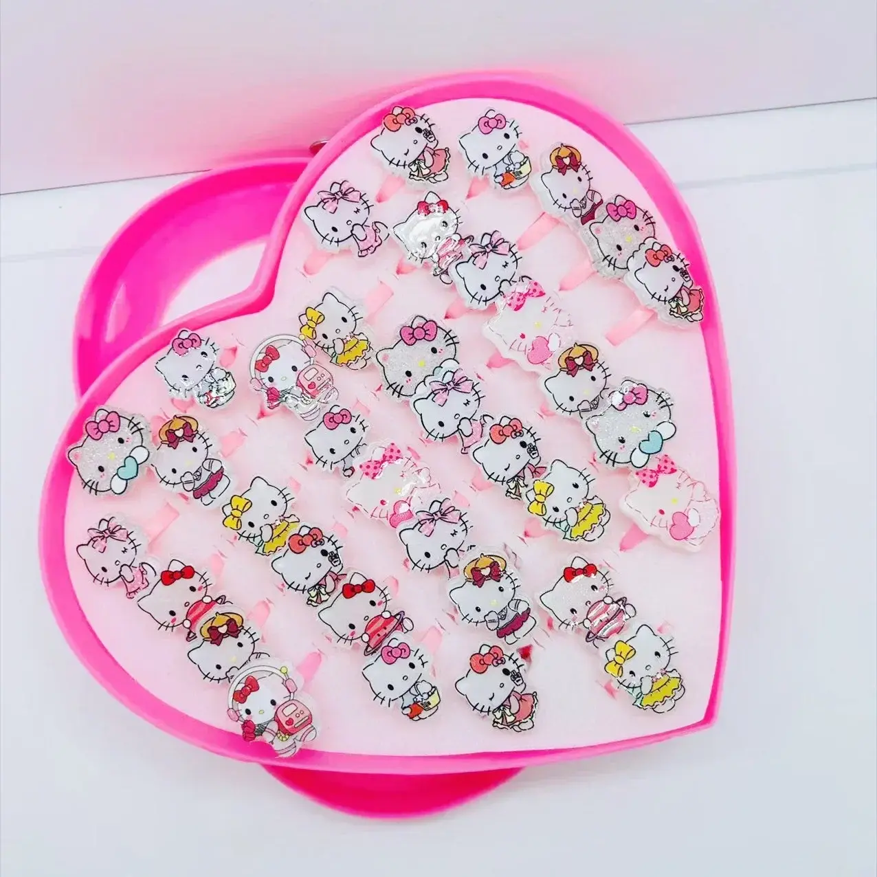 36pcs Sanrio hello kitty Children's Acrylic Animal Ring Children's Ring Bracelet Birthday Gift Jewelry