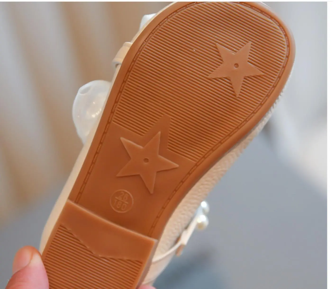 Sanrio hello kitty girls Leather shoes spring and autumn new white pearl girls baby sandals children show princess shoes
