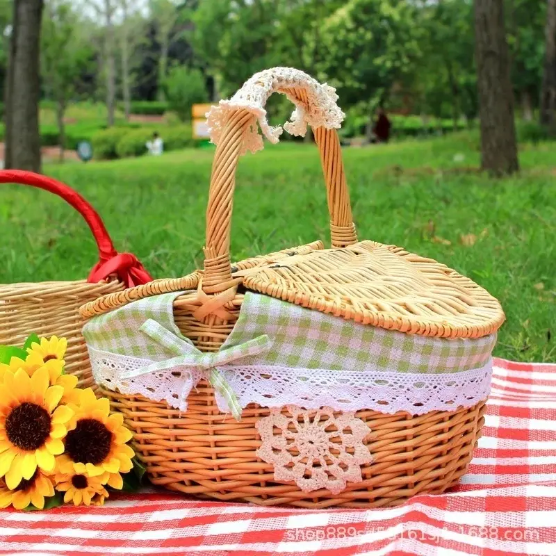Retro Wicker Carry-on Handle Storage Baskets Picnic Basket with Lid Fruit Food Basket Home Organization Accessories