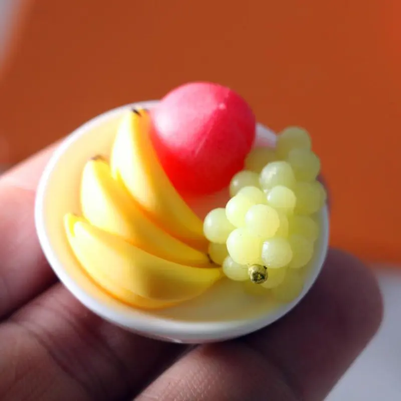 6Pcs/Set 1:12 Dollhouse Mini Simulation Grape Banana Fruit Plate Toy For Children Play House  Decoration