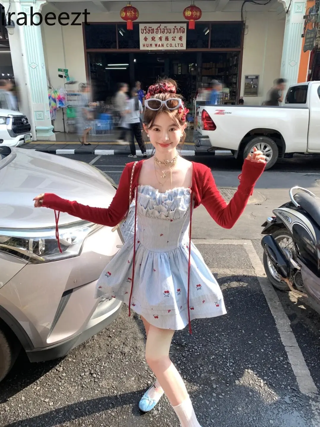 Summer New Slim Fit Short Skirt for Women French Sexy Style Sweet Age-reducing Temperament Floral Suspender Dress