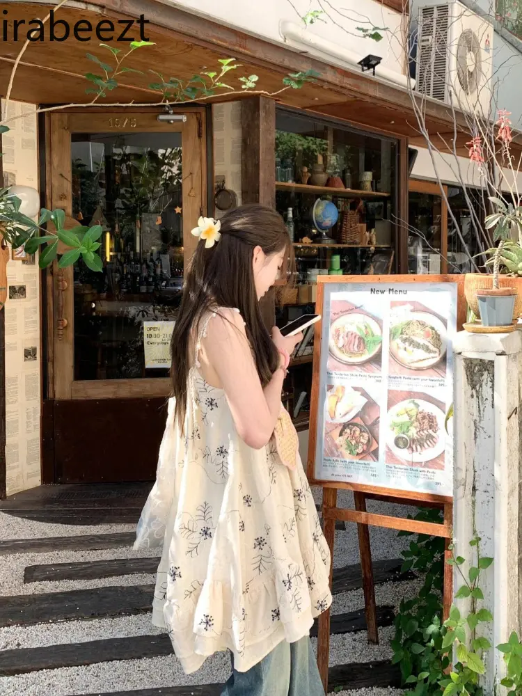 French Sweet Seaside Holiday Style Super Fairy Floral Sleeveless Robe Summer New Loose Slimming Suspender Dress