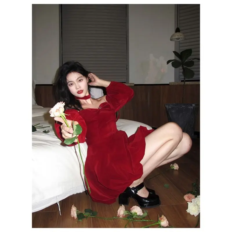 Fashion French Velvet Dress for Women Autumn/Winter 2023 Red Christmas Dress Women Wedding Dresses Regular Fit Evening Dresses