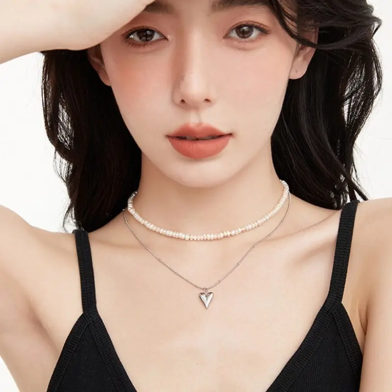652F Simple Pearl Heart Pendant Necklace Elegant Collar Choker Necklaces Double Layer Clavicle Chain Fashion Jewelry for Lady