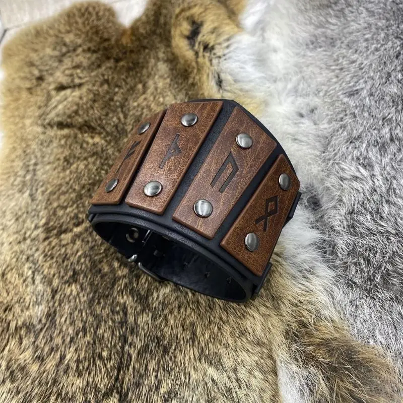 39BB Adjustable Knight Bracelet Halloween Role Play Pirate Wrist Arm Bracer for Male