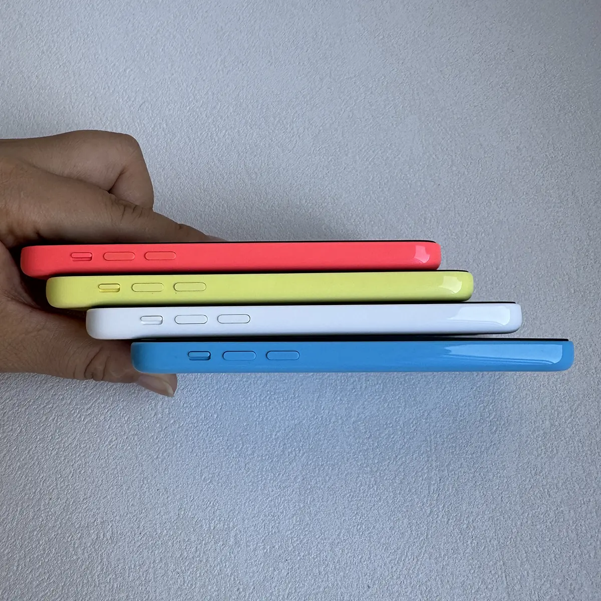 Apple iPhone 5C 3G Mobile Phone 4.0 Display Screen Dual Core CellPhone 32GB ROM Unlocked Old Phone