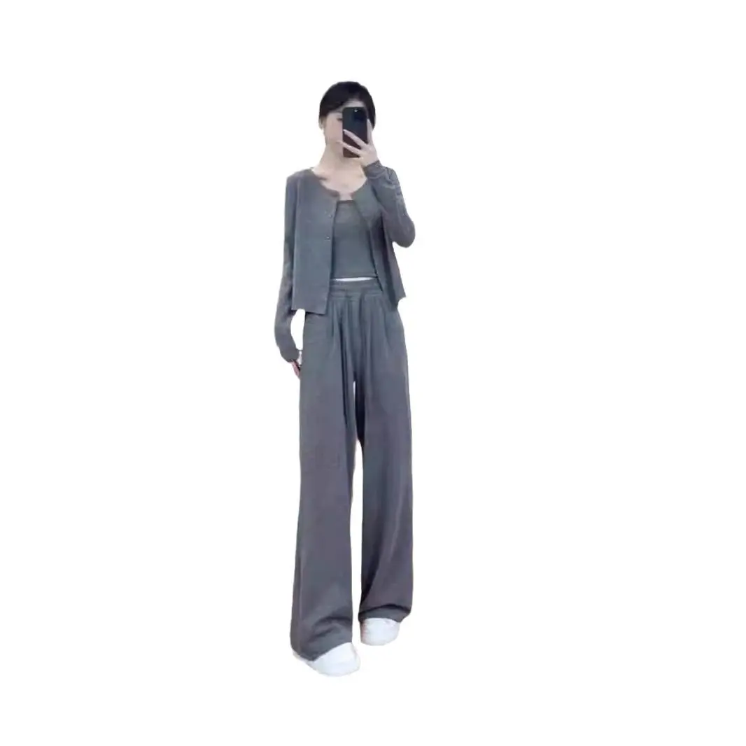 Thin sports and leisure suit fashionable spring and summer 2024 high-end loose cardigan wide leg pants three piece set