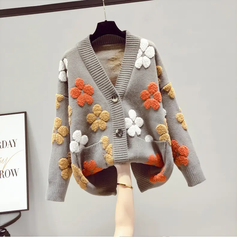 2024 spring and autumn fashion new women's knitted long-sleeved v-neck sweater cardigan jacket women loose western style