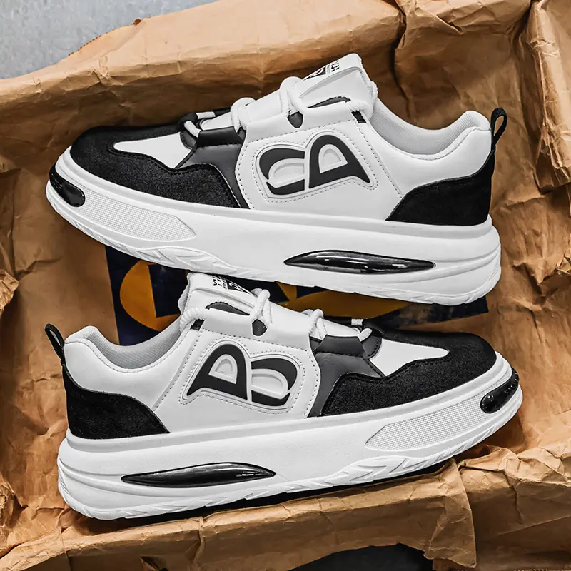 Fashionable Sporty Men's Shoes Comfortable Breathable Student Boosting Anti-Slip Sneakers Casual Style Rubber Sole Summer Season