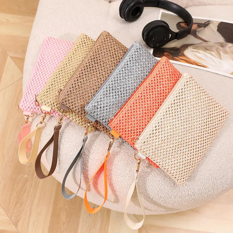 Hot Sale Elegant Beach Vacation Wristlet Handbag for Women Bohemian Styles Woven PP Small Clutch Bag Versatiles Zippered Purse