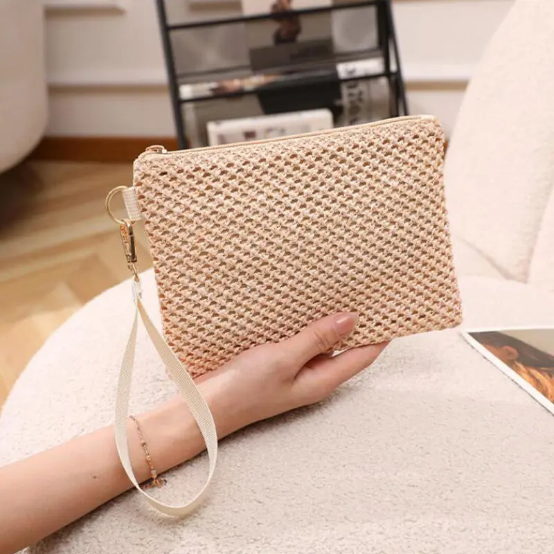 Hot Sale Elegant Beach Vacation Wristlet Handbag for Women Bohemian Styles Woven PP Small Clutch Bag Versatiles Zippered Purse