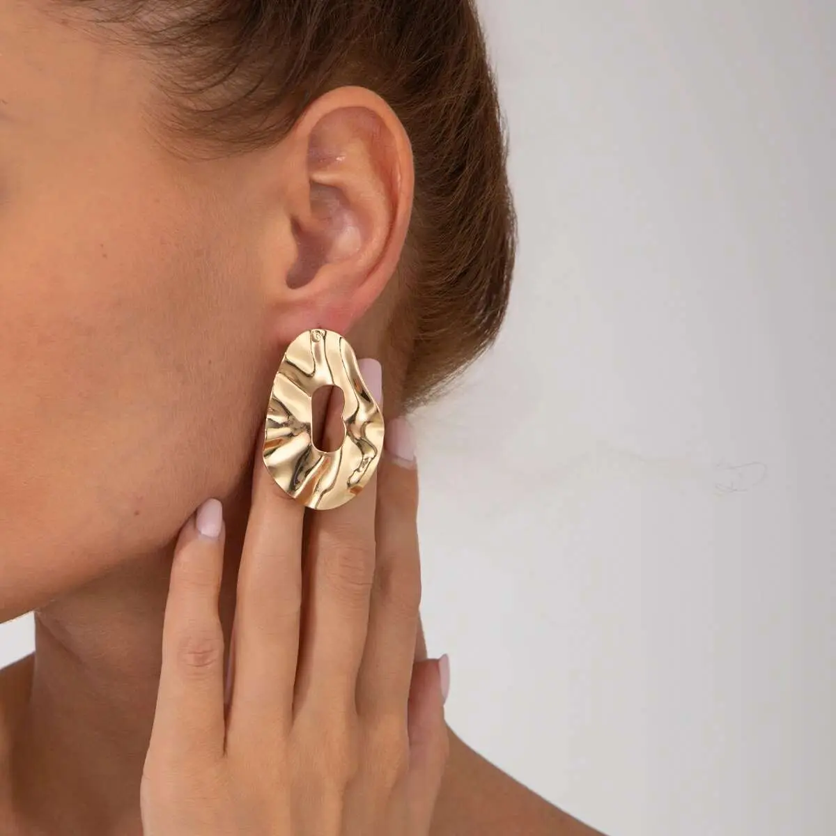 Ingemark Punk Goth Irregular Hollow Out Round Stud Earrings for Women 2025 New Trend Vintage Geometric Piercing Earrings Jewelry