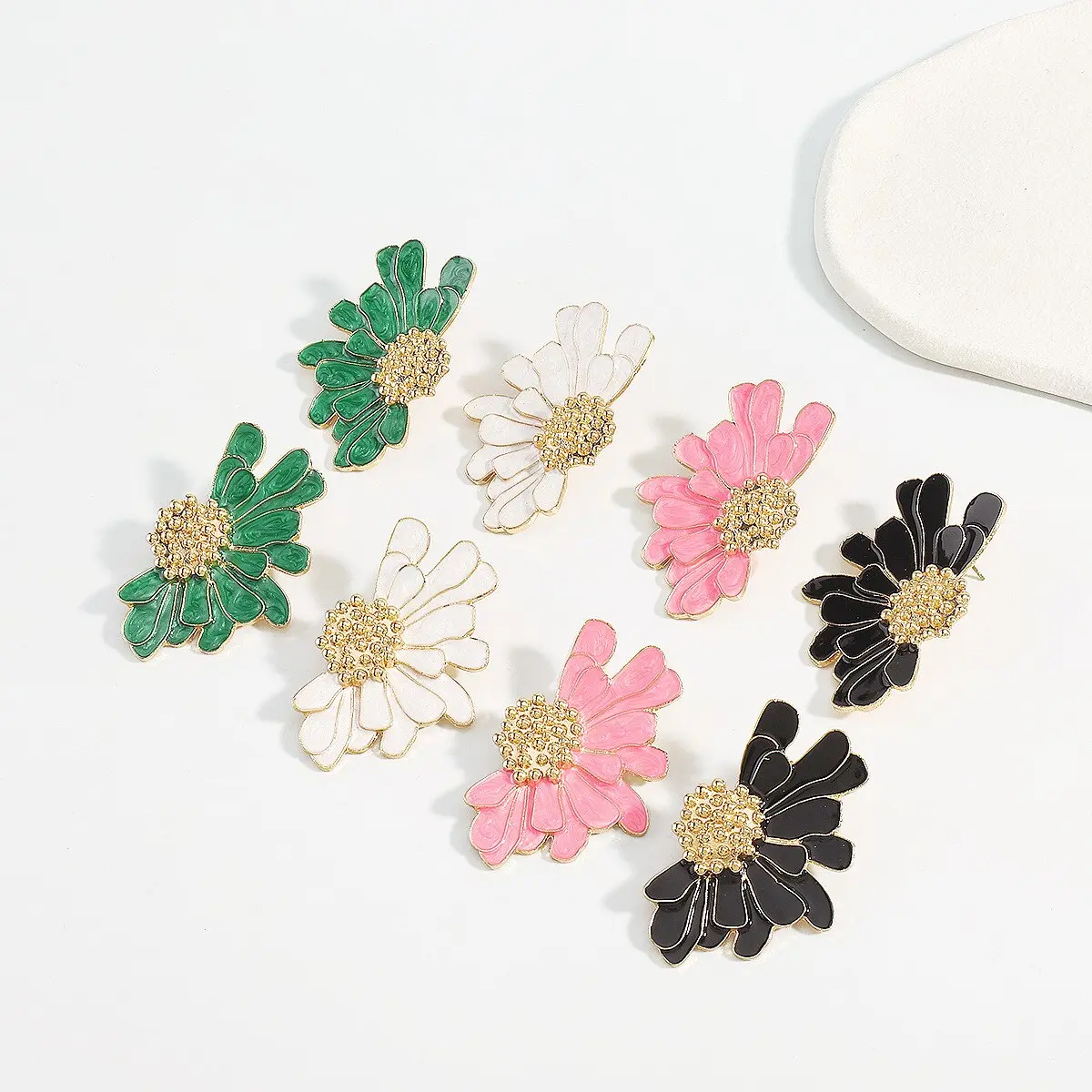 Boho Colorful Big Flower Petal Irregular Stud Earring for Women Trendy Kpop Sweet Piercing Earring Ear Y2K Jewelry Accessories