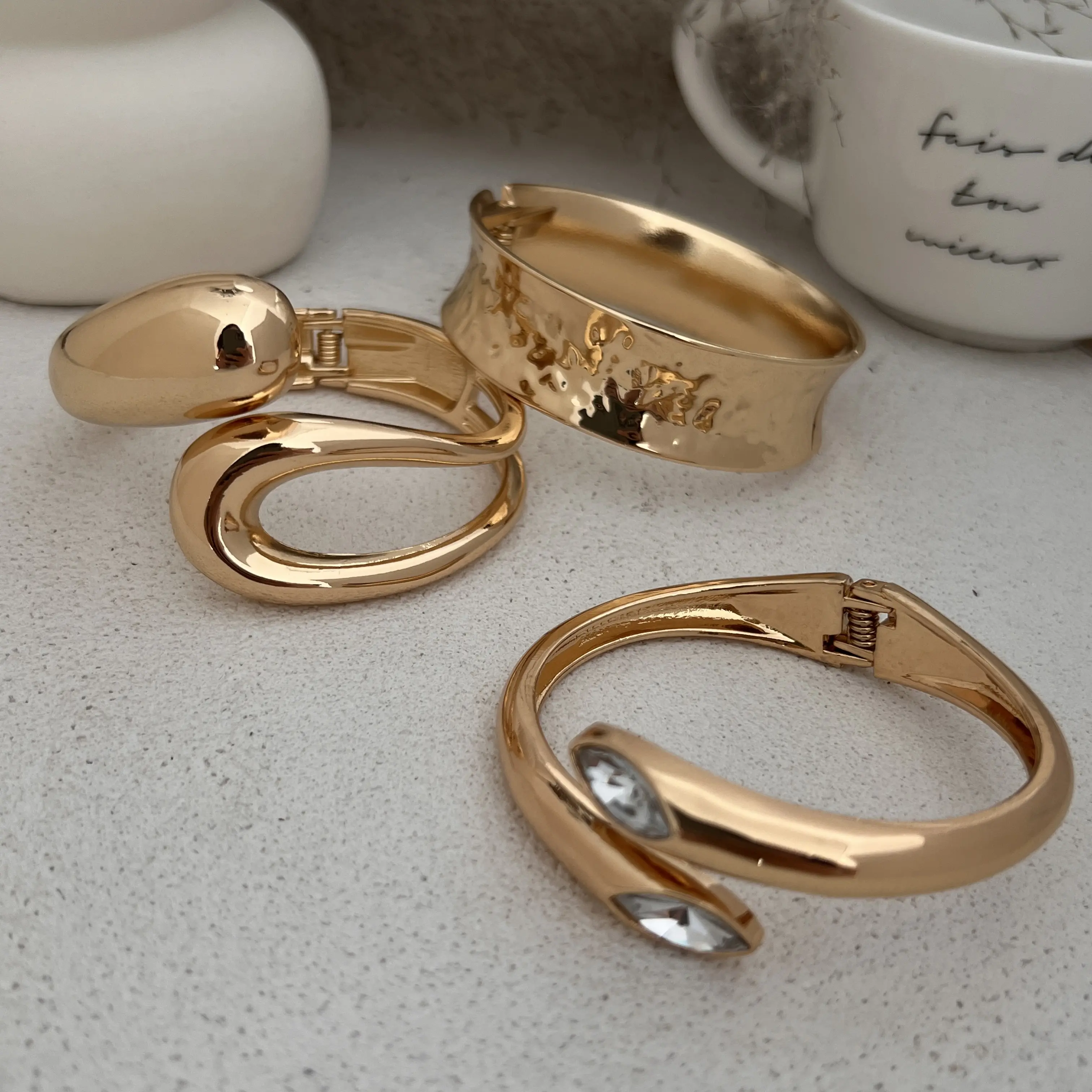 Ingemark 3 Styles Hip Hop Geometric Snake Shaped Open Bangles Women Trendy Smooth Gold Color Wide Spring Bracelets Men Jewelry