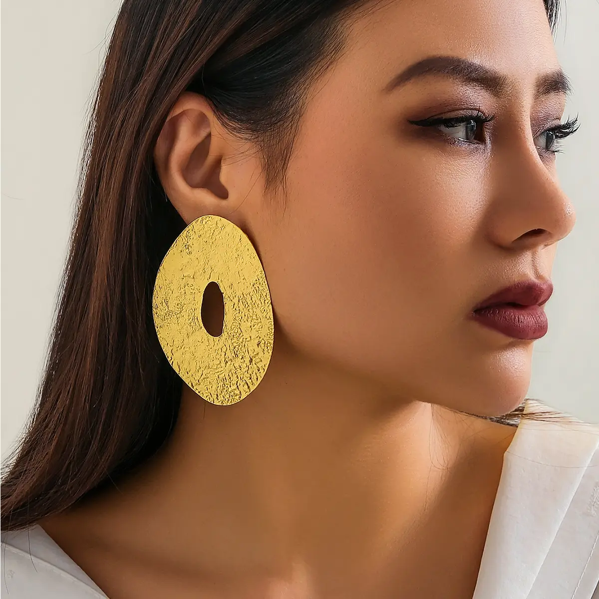 Ingemark 1Pair Exaggerated Large Irregular Ellipse Stud Earrings for Women Trendy Vintage Gold Color Geometric Earrings Jewelry