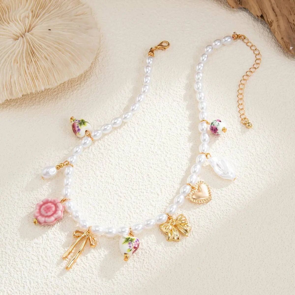 Ingemark Y2K Boho Love Heart Bow Pendant Choker Necklace for Women Elegant Imitation Pearl Clavicle Chain Wedding Neck Jewelry