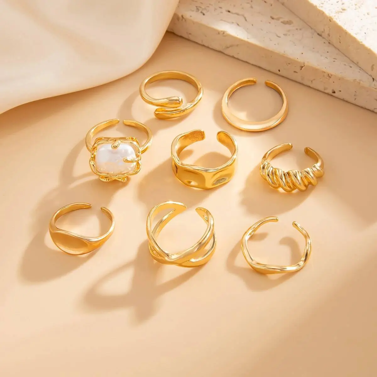 Ingemark 8Pcs/Set Elegant Imitation Pearl Open Rings Women Wedding Bridal Vintage Gold Color Knuckle Joint Rings Couple Jewelry