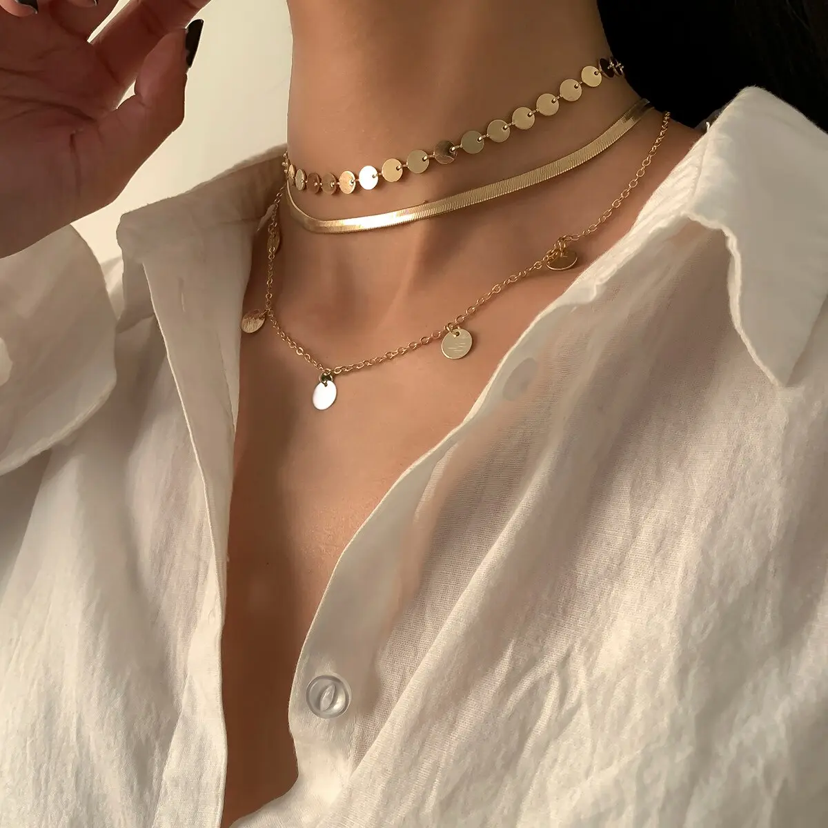 Vintage Flat Snake Chain Sequin Pendant Choker Necklace for Women Fashion Statement Punk Clavicle Chain Aesthetic Jewelry Gift