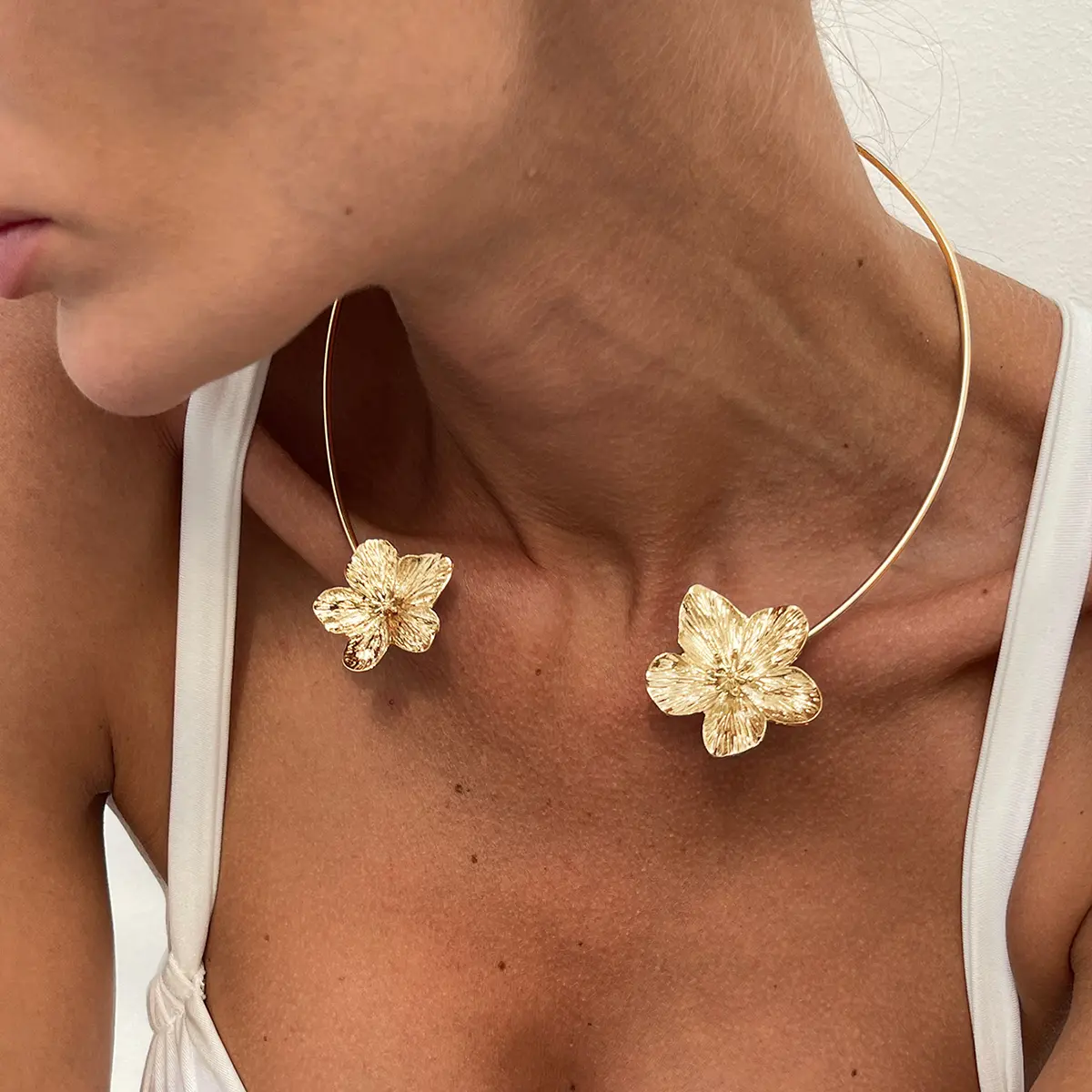 Ingemark Creative Simple Open Torques Necklace for Women Trendy Gold Color Flower Starfish Clavicle Chain Daily Party Jewelry
