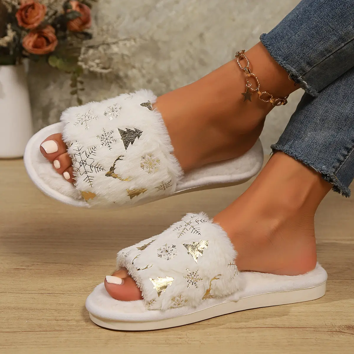 2025 New Christmas Fur Slippers For Women Plus Size 44 Soft Plush Peep-toe White Color Party Shoes Girl Indoor Home Floor Slides
