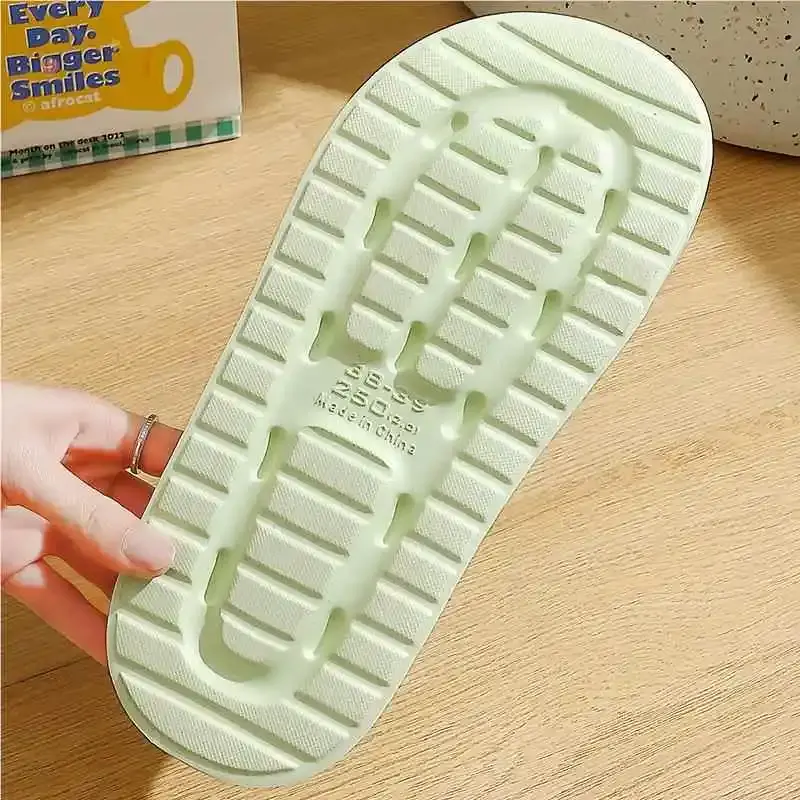 Summer Beach Flip Flops Flat Sandals Soft Sole Eva Home Slippers Women Indoor Mute Non Slip Bathroom Slides Woman Lightweight