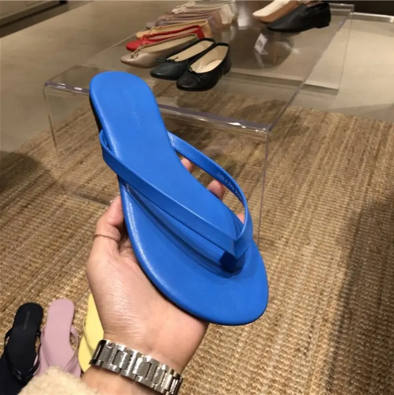 Summer Candy Colors Flip Flops Beach 2024 New Women Flat Slippers Women Outdoor Comfy Non Slip Flat Slide Beach Sandals