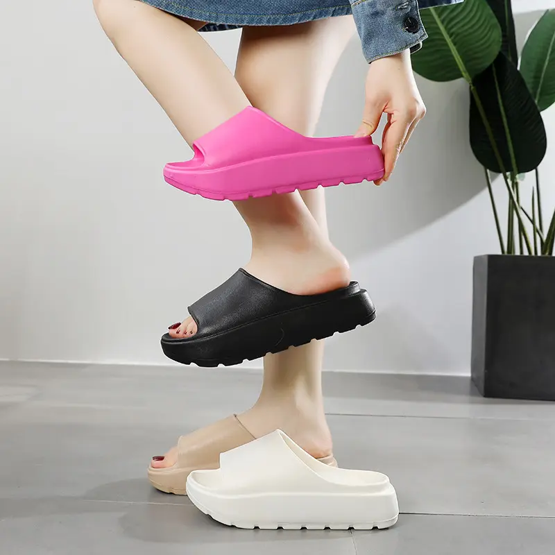 Summer Beach Thick Sole Eva Slippers Women Thick Platform Indoor Home Slides Woman Lightweight Non Slip Bathroom Flip Flops 2024