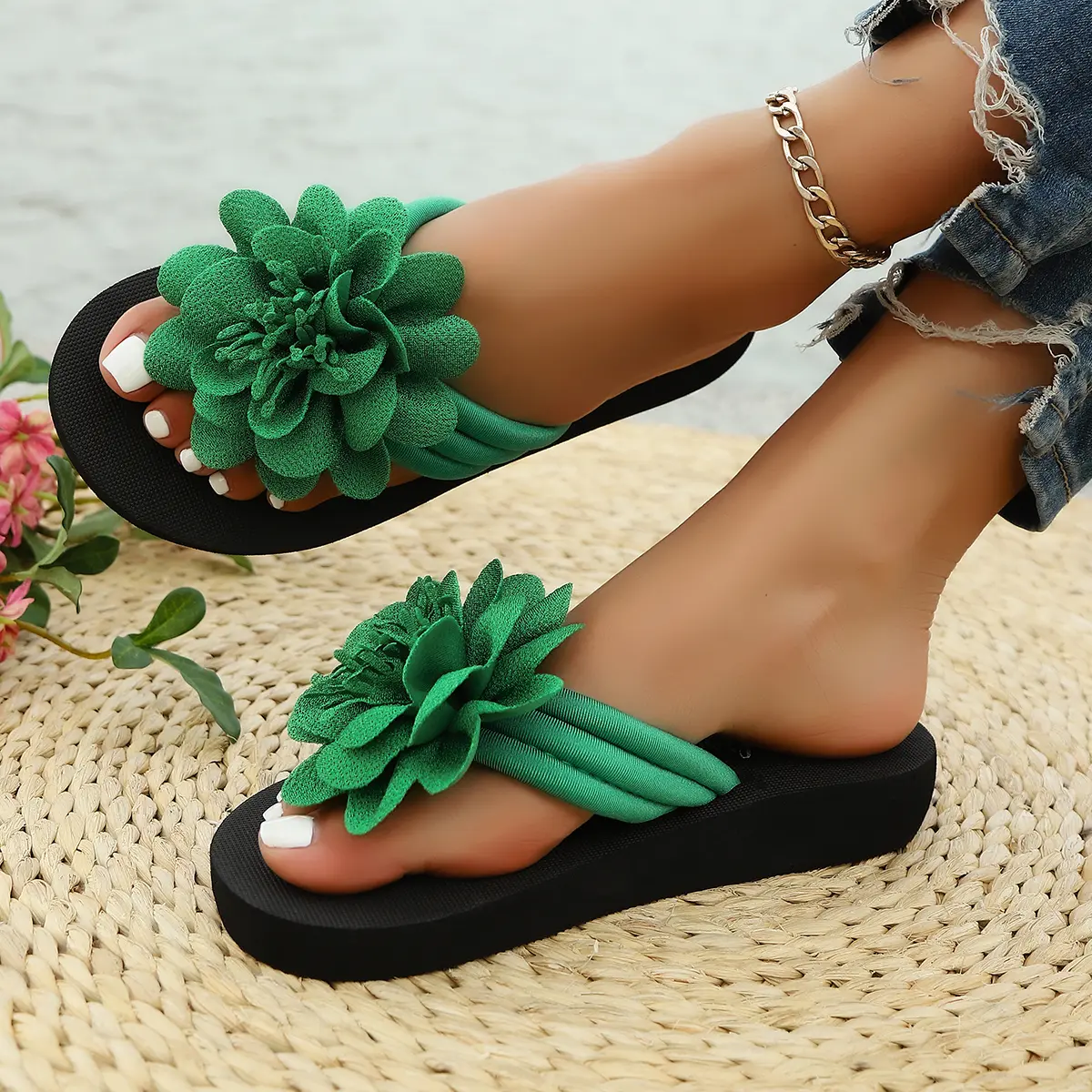 36-44 Women's Handmade Flower Decorated Flip Flops Slippers for Beach Vacation Casual Comfortable Flat Sandals Red Shoes