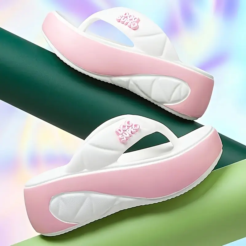 Women's Indoor Flip Flops Summer New Thick Bottom Sandals Soft Comfortable Casual Flip Flops Outdoor Beach Fashion Slippers
