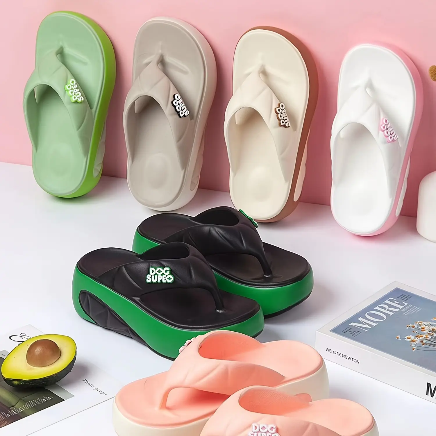 Women's Indoor Flip Flops Summer New Thick Bottom Sandals Soft Comfortable Casual Flip Flops Outdoor Beach Fashion Slippers