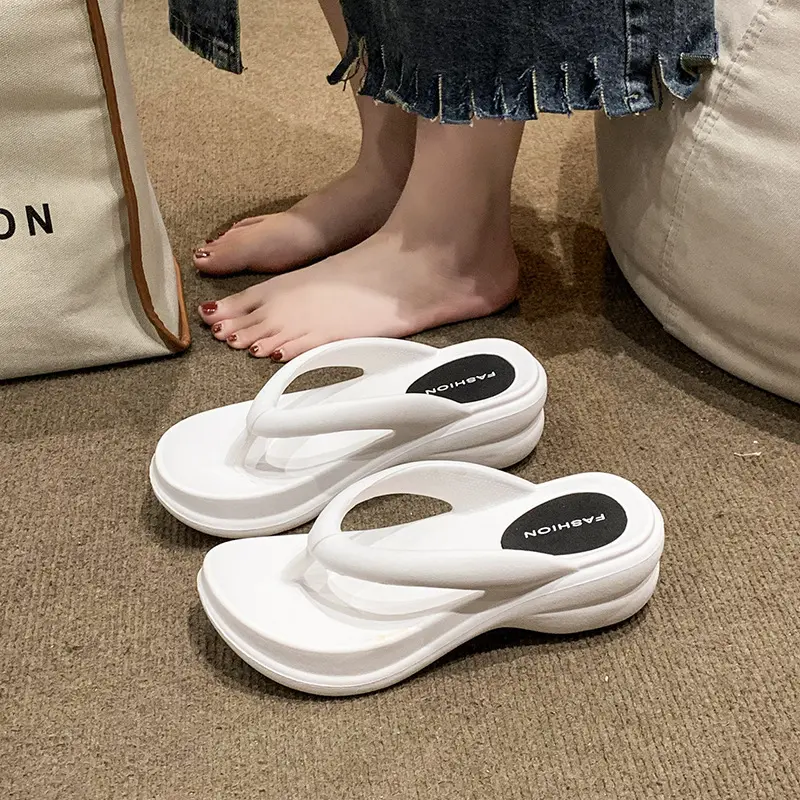 Thick Sole Wedges Flip Flops for Women 2025 Summer Non-slip Platform Sandals Woman Beach Slippers Girls Outdoor Flip Flops