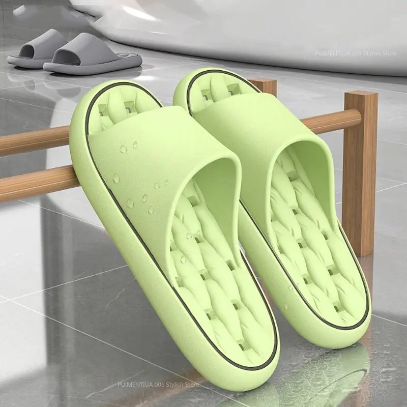 Bathroom House Slippers Leaking Quick-Drying Shower Slipper Light Weight Waterleaky Beach Flip Flops Women Swimming Slides