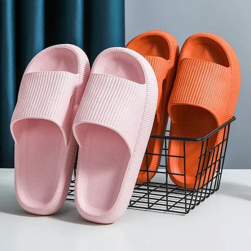 Women Eva Thick Platform Cloud Slippers Indoor Home Soft Sole Pillow Slides Sandals Woman 2025 Summer Non Slip Beach Flip Flops