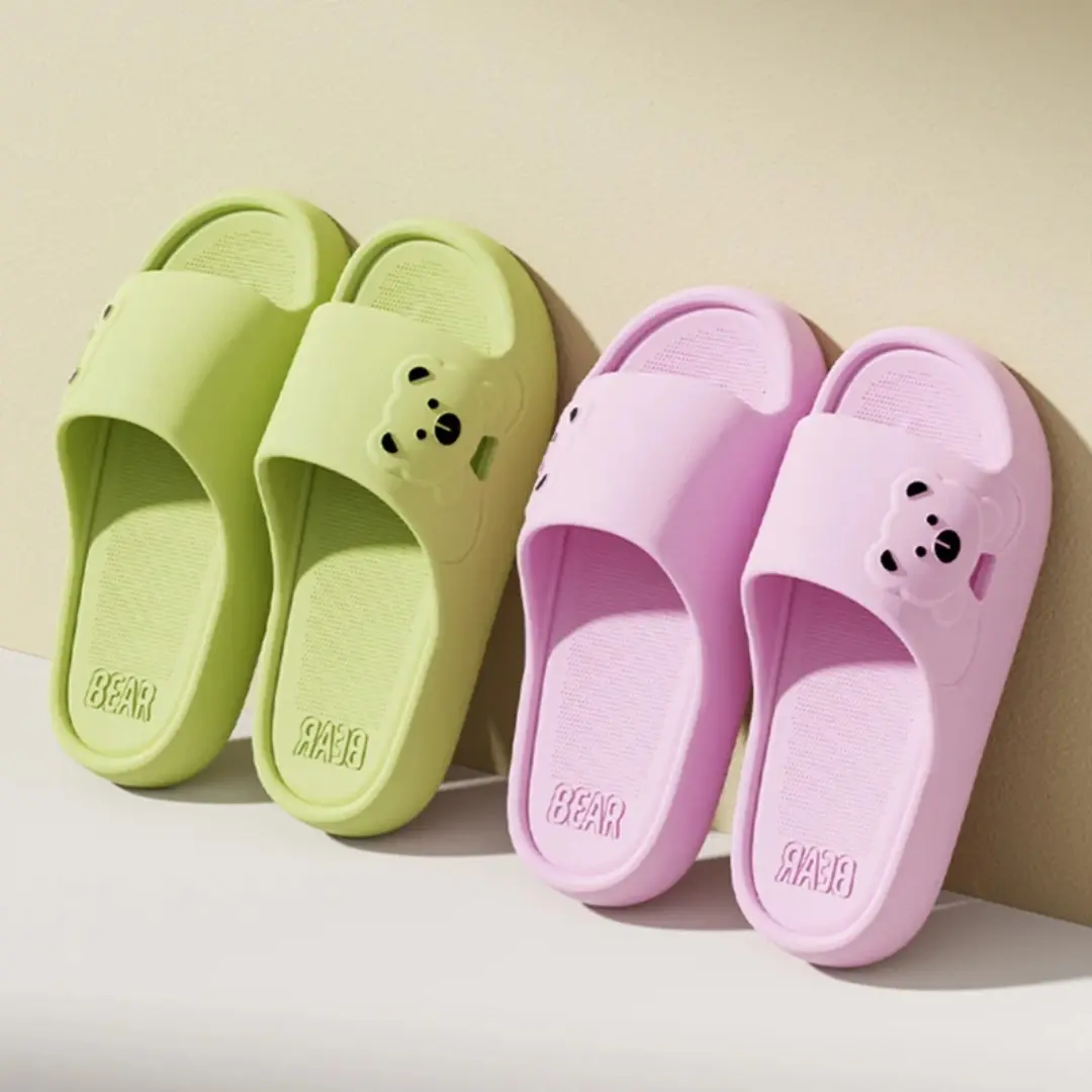 Fashion Women's Slippers Indoor Soft Sole Cartoon Bear Slides Bathroom EVA Outdoor Men Summer Beach Flip Flops Shoes Couple