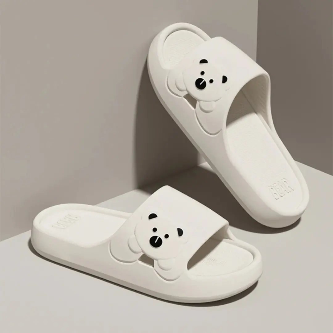 Fashion Women's Slippers Indoor Soft Sole Cartoon Bear Slides Bathroom EVA Outdoor Men Summer Beach Flip Flops Shoes Couple