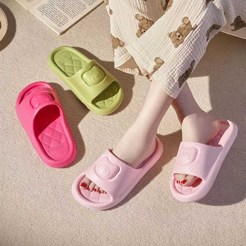 2025 Women Soft Sole Cloud Slippers Indoor Outdoor Beach Sandals Thick Platform Summer EVA Non Slip Flip Flops