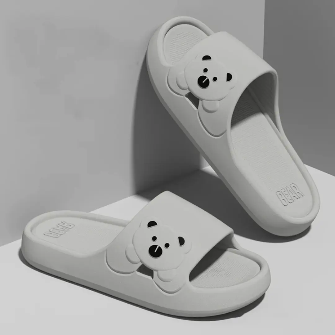 Fashion Women's Slippers Indoor Soft Sole Cartoon Bear Slides Bathroom EVA Outdoor Men Summer Beach Flip Flops Shoes Couple