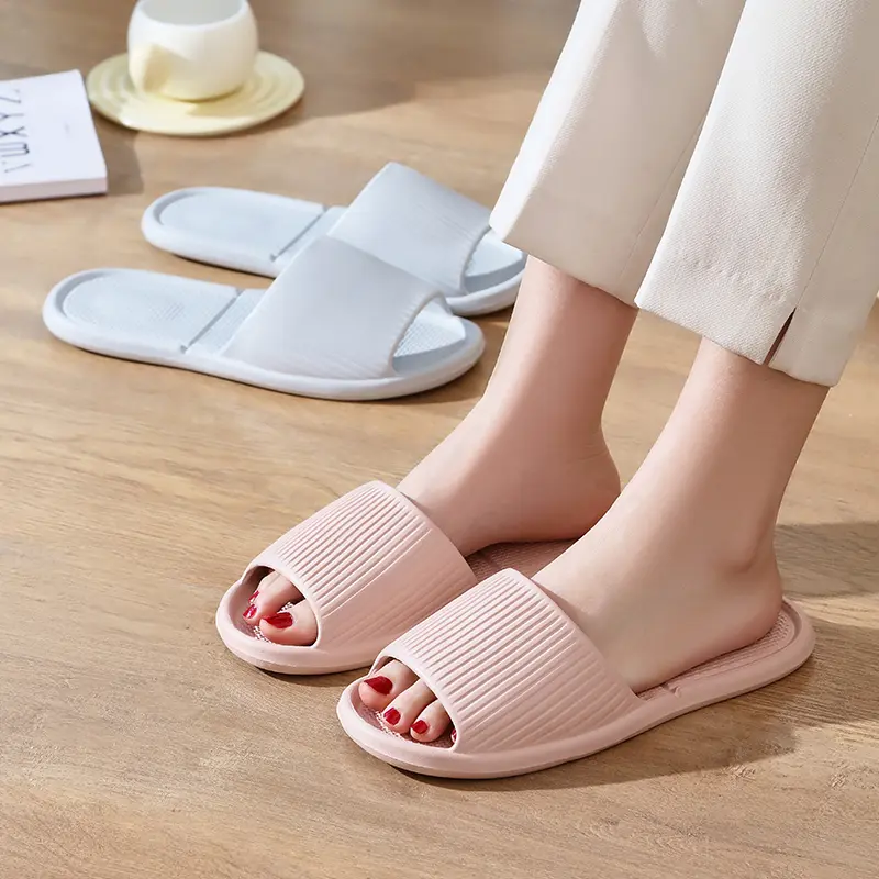 Women's Cloud Slippers Soft Sole Thick Platform Summer EVA Flip Flops Non-Slip Indoor Outdoor Beach Sandals
