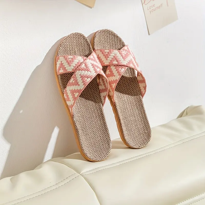Women's Linen Flip Flops Flat Bottomed Summer Indoor Slippers Cross Woven Rattan Anti-Slip Household Floor Slippers